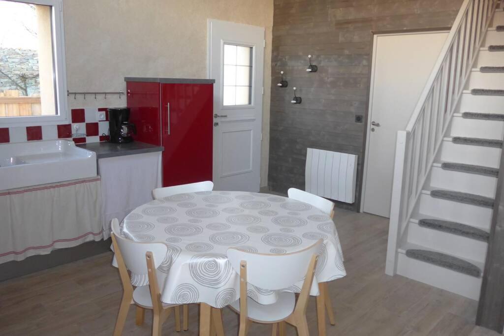 Gite Rural 3 Etoiles, 4 Pers Puy Du Fou Vendee ,Montaigu Clisson La Boissiere-de-Montaigu Exterior foto